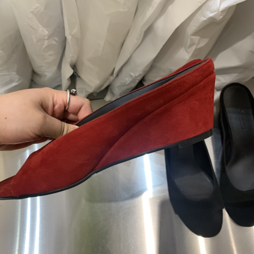SELF SERVICE韓國直郵女士新款熱賣職業時尚涼鞋拖鞋絨面革SELF SERVICE涼鞋/拖鞋