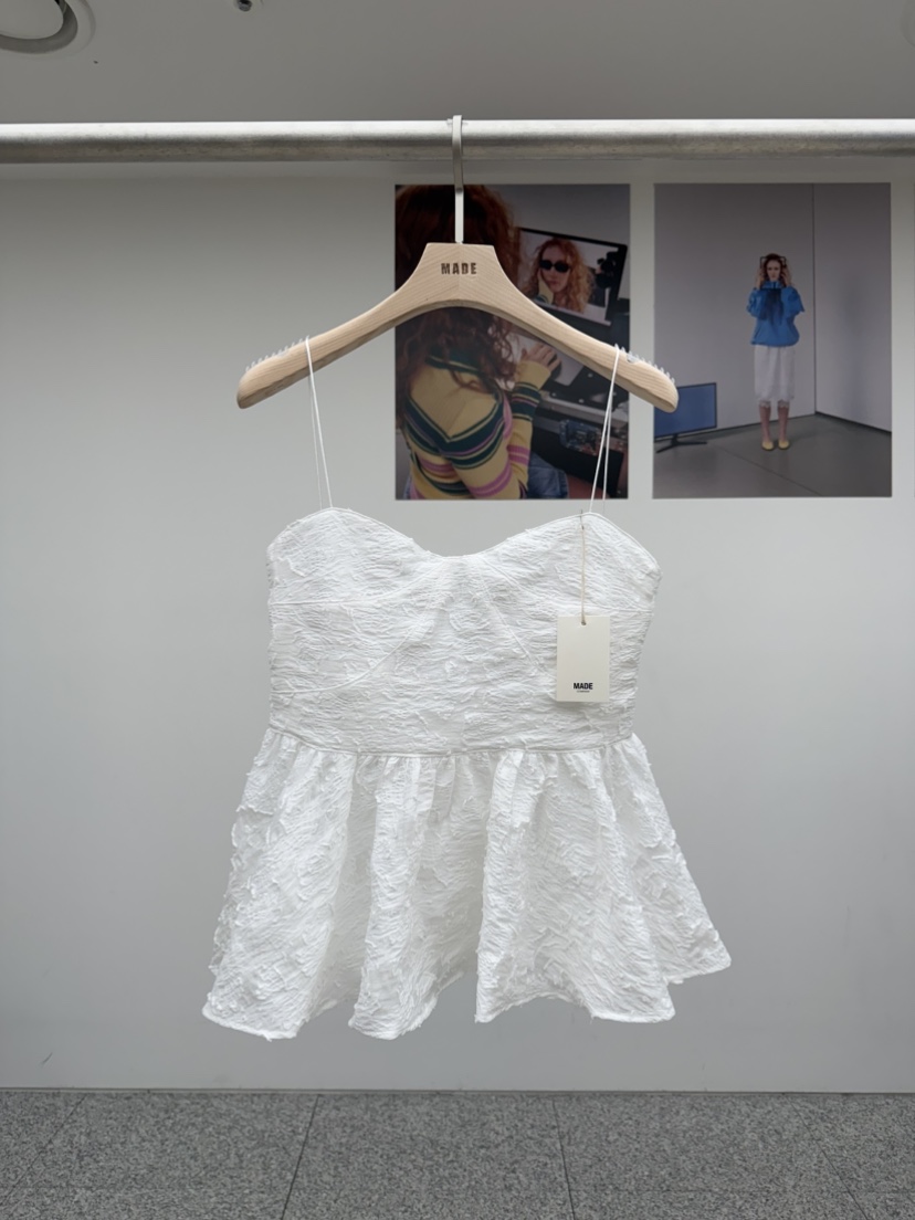 MADE-P韓國直郵女士新款26春夏休閑26夏季時尚職業吊帶背心MADE-P吊帶/背心圖色2