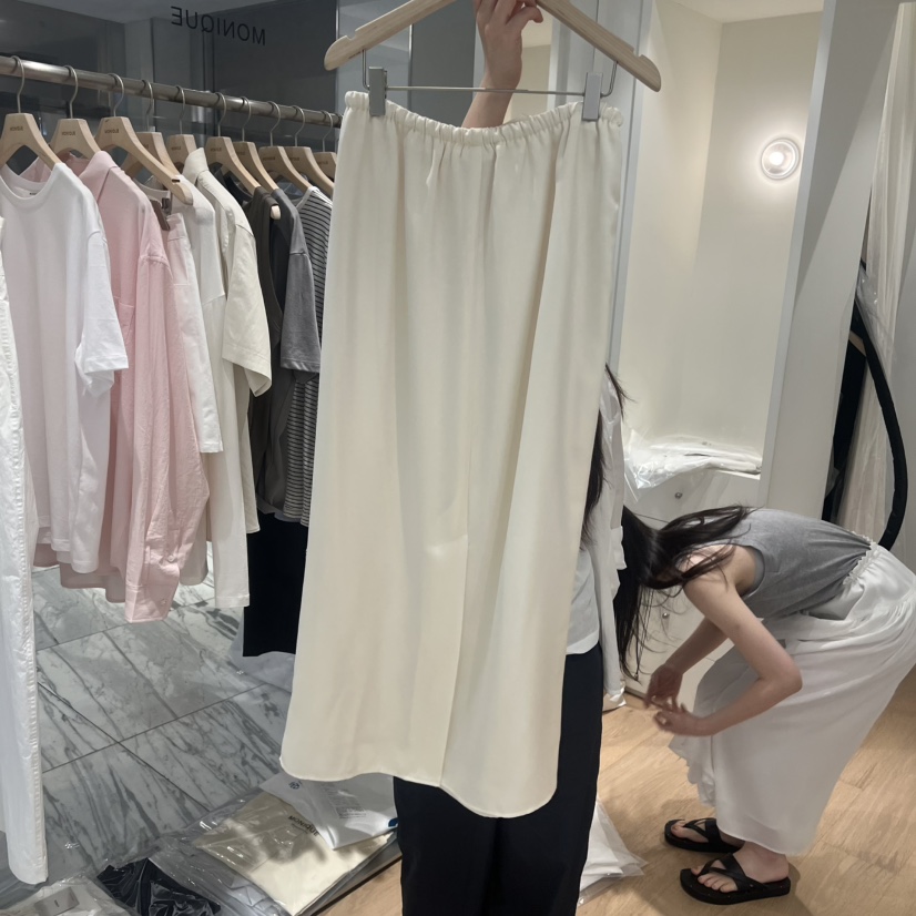 MONIQUE韓國東大門代購女裝新品時尚職業休閑26春夏長裙緞MONIQUE長裙
