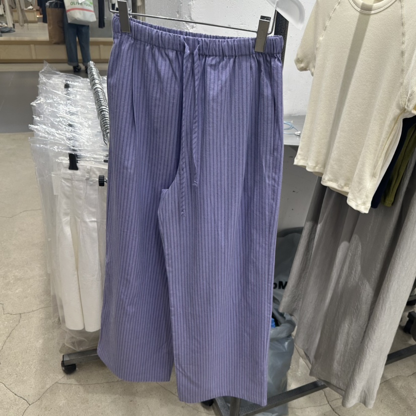 HELVETICA韓國直郵女士新品推薦職業時尚熱賣26夏季休閑褲條紋HELVETICA休閑褲圖色1