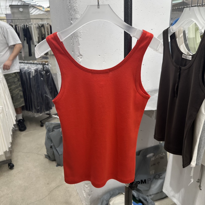HELVETICA韓國直郵實拍女裝新品推薦熱賣26夏季人氣吊帶背心HELVETICA吊帶/背心
