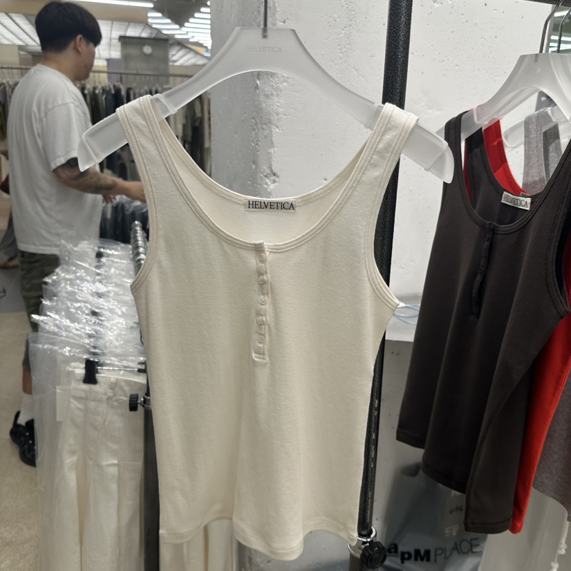 HELVETICA韓國直郵實拍女裝新品推薦熱賣26夏季人氣吊帶背心HELVETICA吊帶/背心圖色3