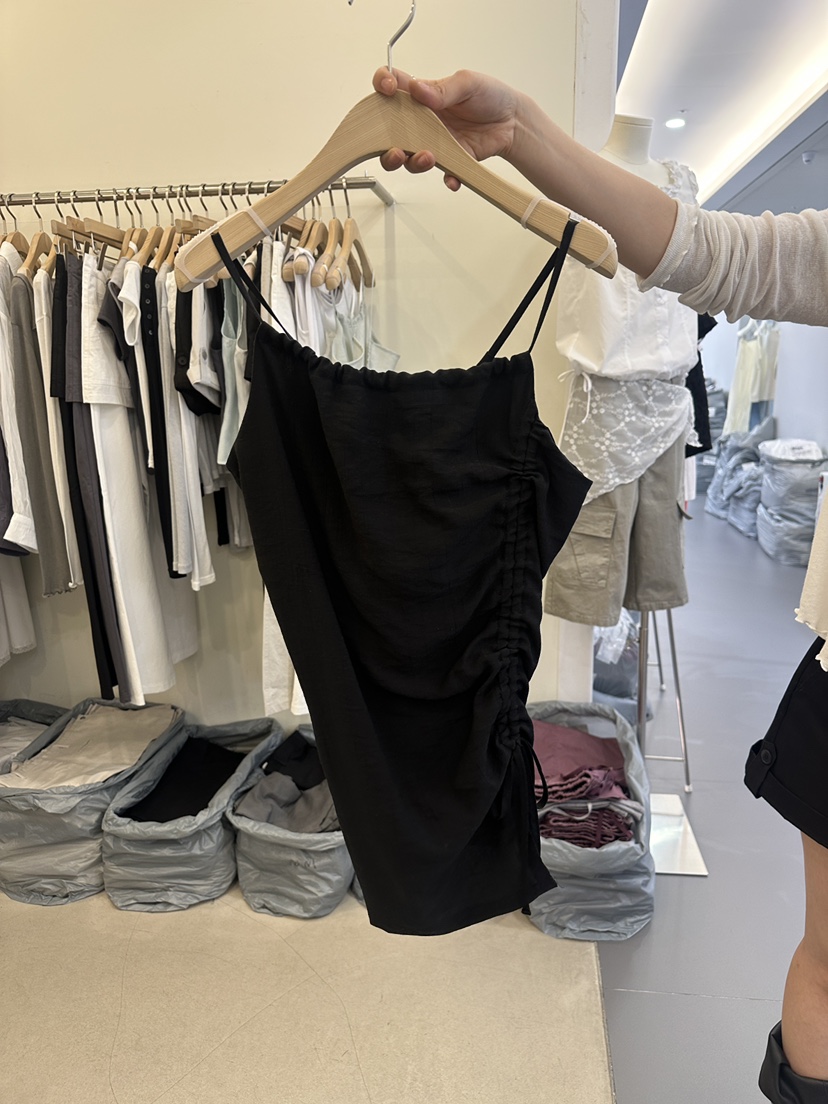 MONDAYMORING韓國東大門代購女裝新品26夏季人氣吊帶背心MONDAYMORING吊帶/背心圖色3