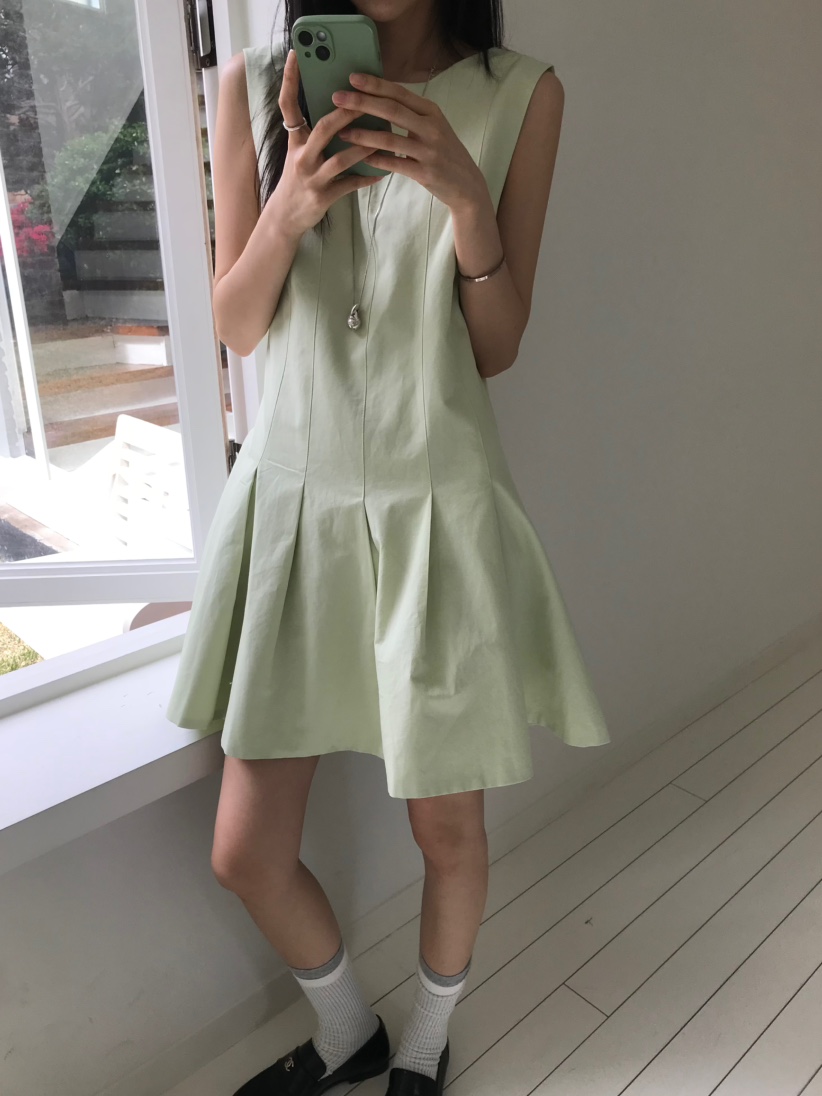 ME MO韓國直郵實拍女裝新品26夏季時尚推薦職業休閑連衣裙ME MO連衣裙圖色1