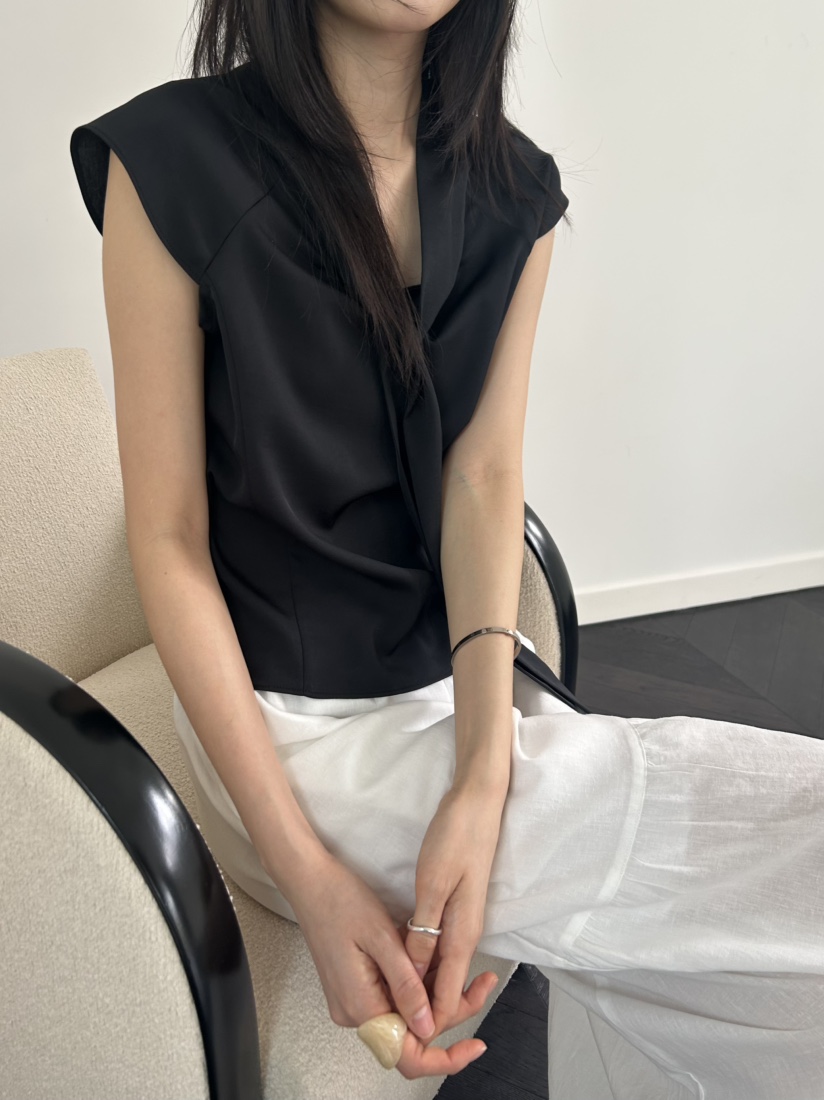 ME MO韓國直郵女裝新品推薦26夏季26春夏職業人氣吊帶背心ME MO吊帶/背心