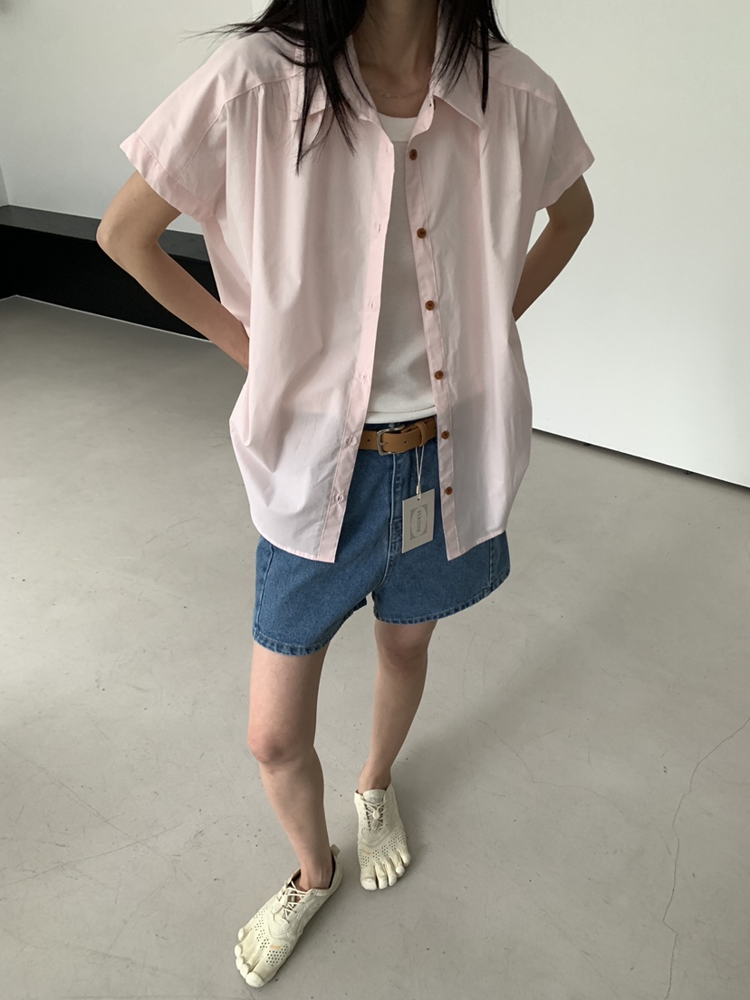 MOVENNE東大門實拍韓國女裝新款26夏季時尚26春夏襯衫蕾絲衫MOVENNE襯衫/蕾絲衫