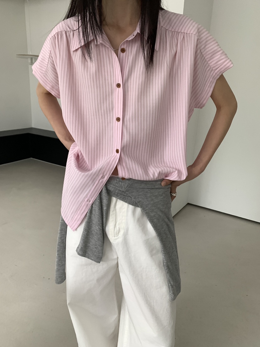 MOVENNE東大門實拍韓國女裝新款26夏季時尚26春夏襯衫蕾絲衫MOVENNE襯衫/蕾絲衫
