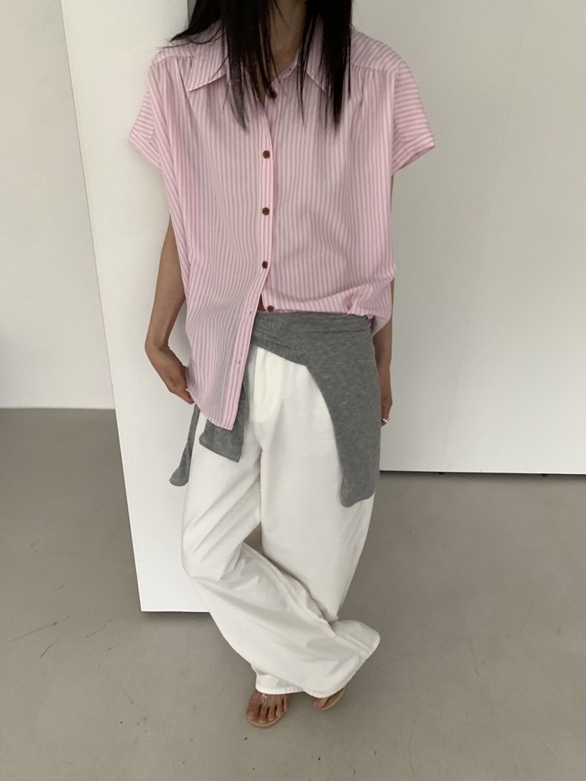 MOVENNE東大門實拍韓國女裝新款26夏季時尚26春夏襯衫蕾絲衫MOVENNE襯衫/蕾絲衫