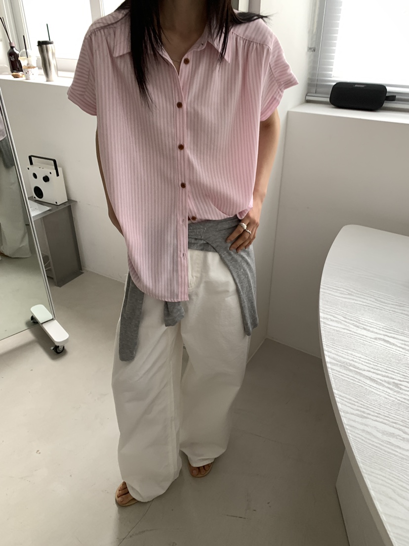 MOVENNE東大門實拍韓國女裝新款26夏季時尚26春夏襯衫蕾絲衫MOVENNE襯衫/蕾絲衫