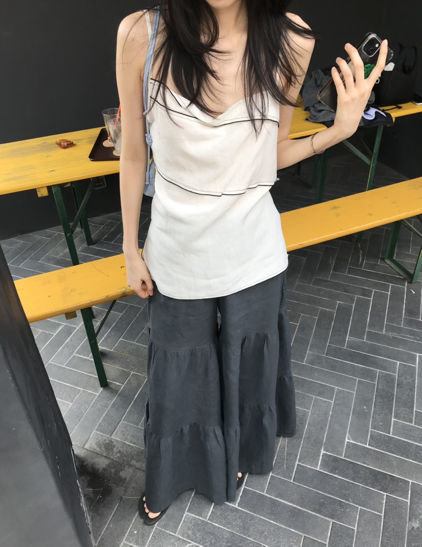 ME MO韓國直郵女士新款26夏季時尚職業休閑熱賣吊帶背心ME MO吊帶/背心圖色1