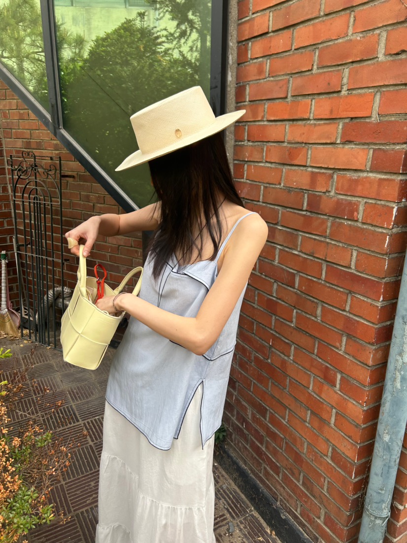 ME MO韓國直郵女士新款26夏季時尚職業休閑熱賣吊帶背心ME MO吊帶/背心圖色3