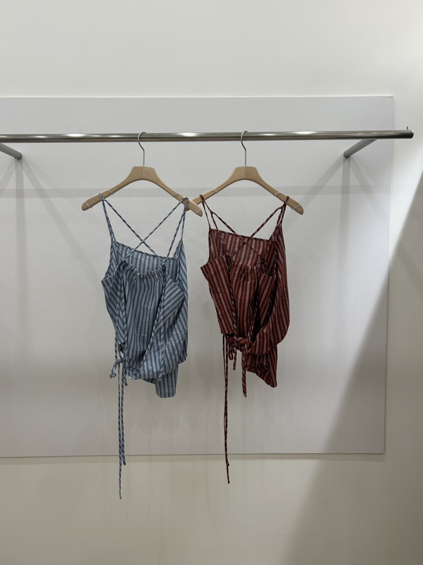 ME MO韓國直郵實拍女裝新品熱賣人氣休閑26春夏吊帶背心ME MO吊帶/背心