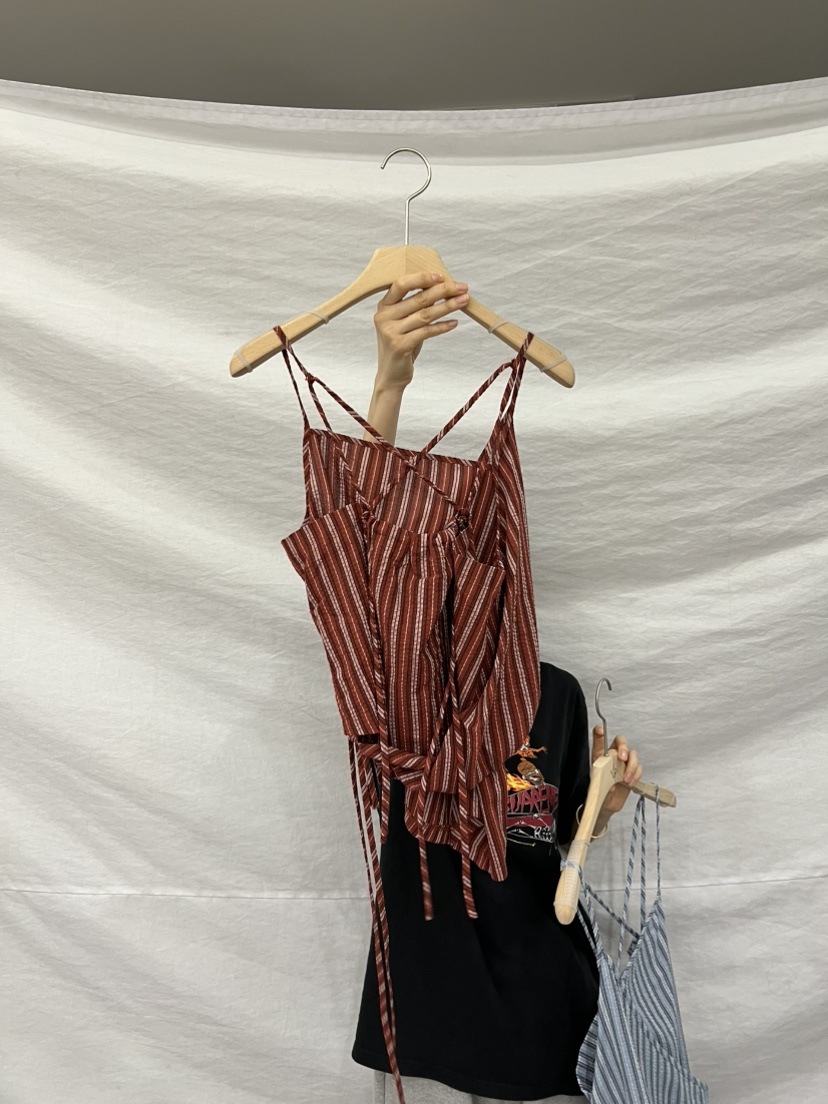 ME MO韓國直郵實拍女裝新品熱賣人氣休閑26春夏吊帶背心ME MO吊帶/背心