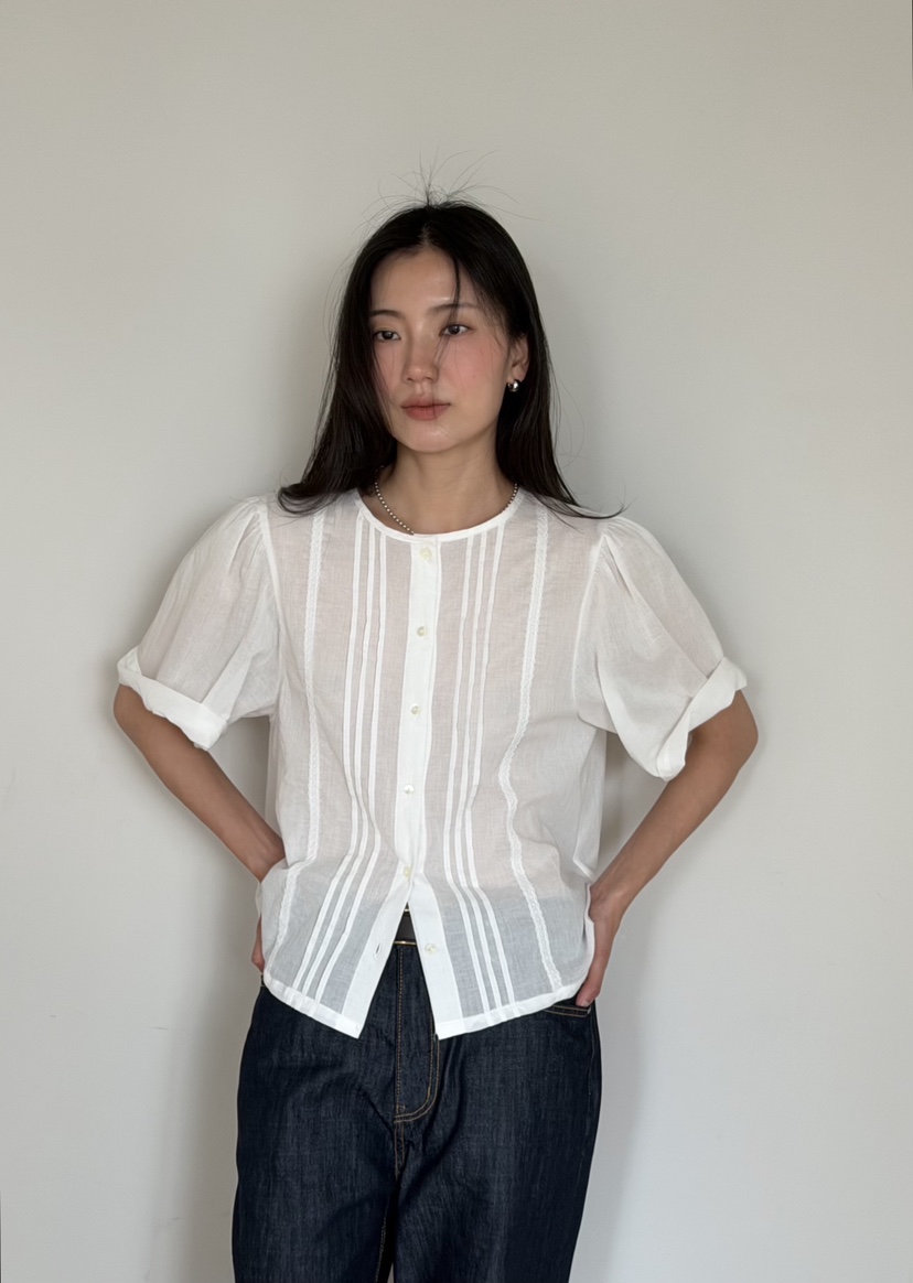 AMY GRACE-A韓國直郵實拍女裝新款休閑推薦襯衫蕾絲衫柔軟AMY GRACE-A襯衫/蕾絲衫