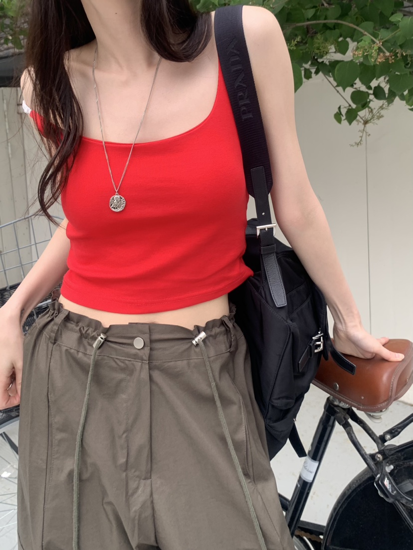 LE AVE韓國直郵女裝新品人氣時尚推薦熱賣26夏季吊帶背心LE AVE吊帶/背心