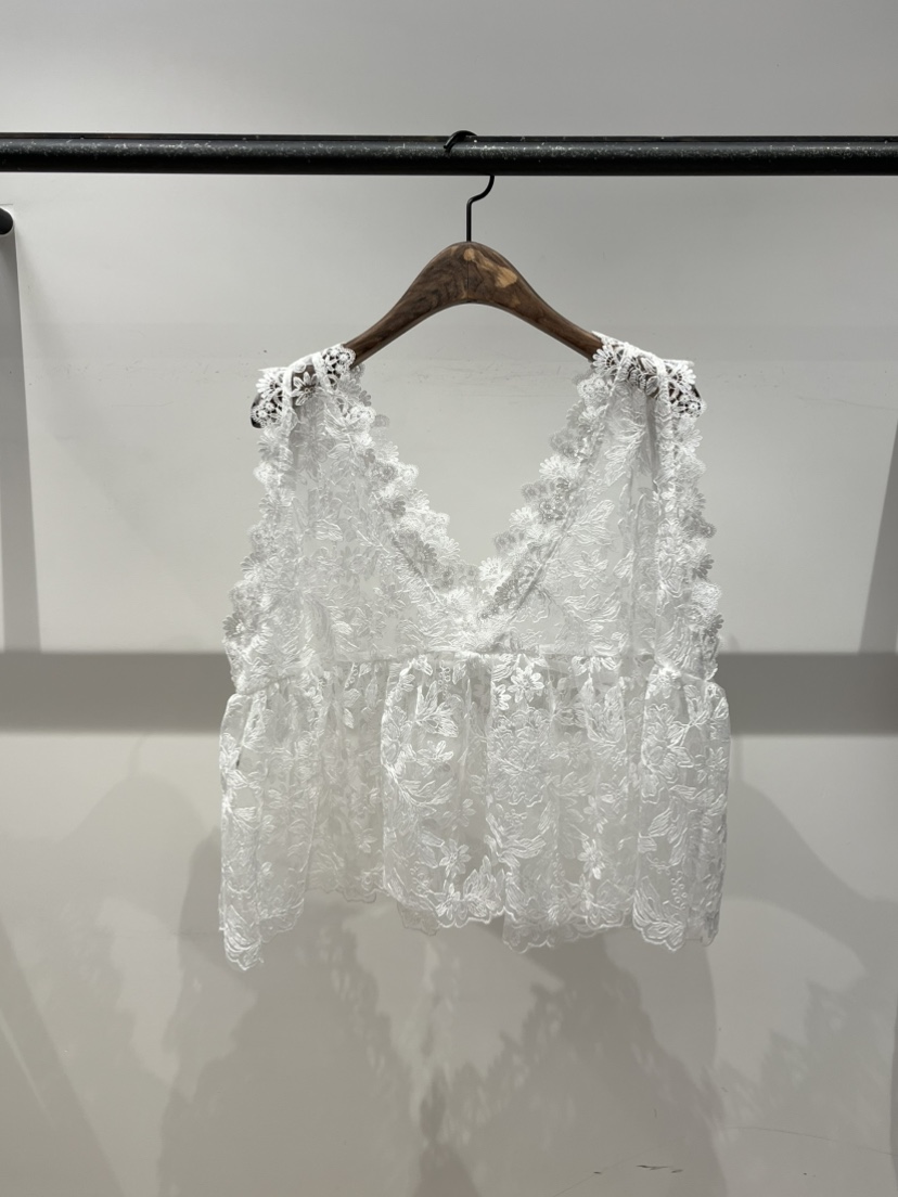 LOVE PULL韓國東大門代購女士新品職業熱賣吊帶背心刺繡LOVE PULL吊帶/背心圖色1