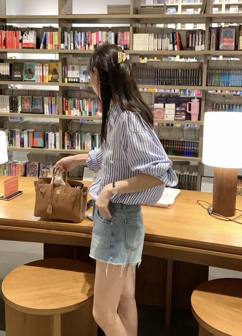 COURGETTE韓國東大門直郵女裝新款26春夏人氣休閑襯衫蕾絲衫COURGETTE襯衫/蕾絲衫