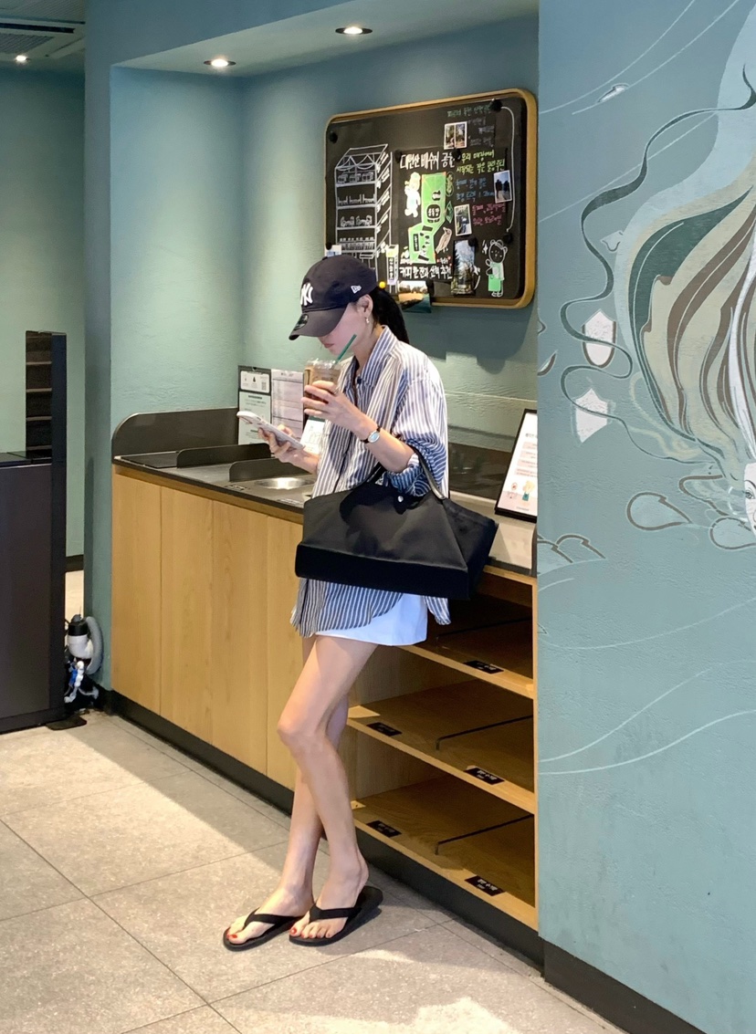 COURGETTE韓國東大門直郵女裝新款26春夏人氣休閑襯衫蕾絲衫COURGETTE襯衫/蕾絲衫