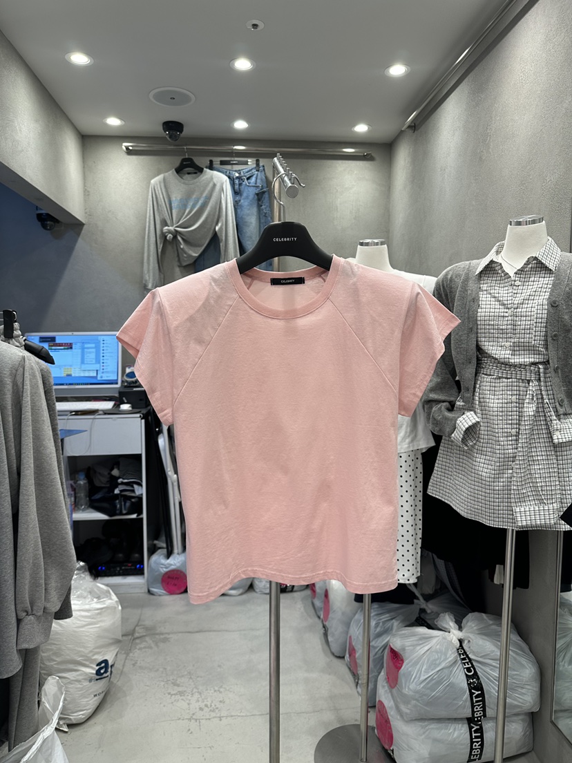 CELEBRITY-A韓國直郵實拍女士新品熱賣時尚人氣休閑T恤絲綢CELEBRITY-AT恤圖色2