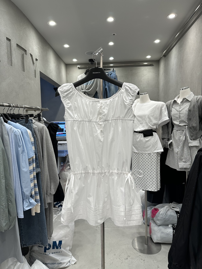 CELEBRITY-A韓國東大門直郵女裝新品休閑推薦26夏季連衣裙CELEBRITY-A連衣裙圖色1