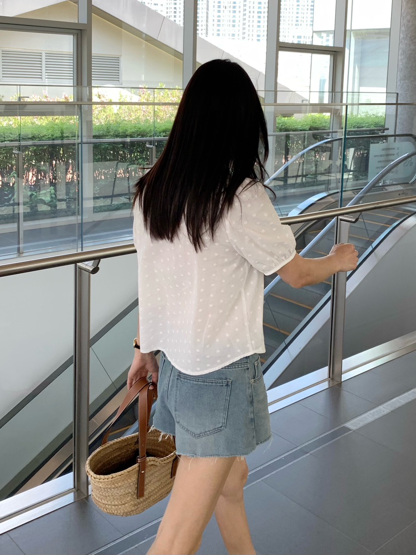 COURGETTE韓國直郵女士新品熱賣職業26夏季襯衫蕾絲衫蕾絲COURGETTE襯衫/蕾絲衫