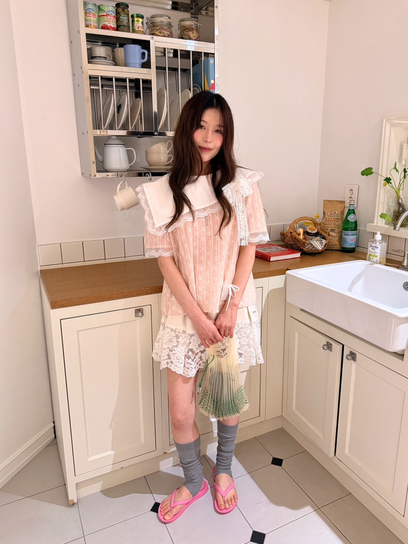 BOUTIQUE-L韓國東大門直郵女士新款推薦襯衫蕾絲衫不對稱絲帶BOUTIQUE-L襯衫/蕾絲衫