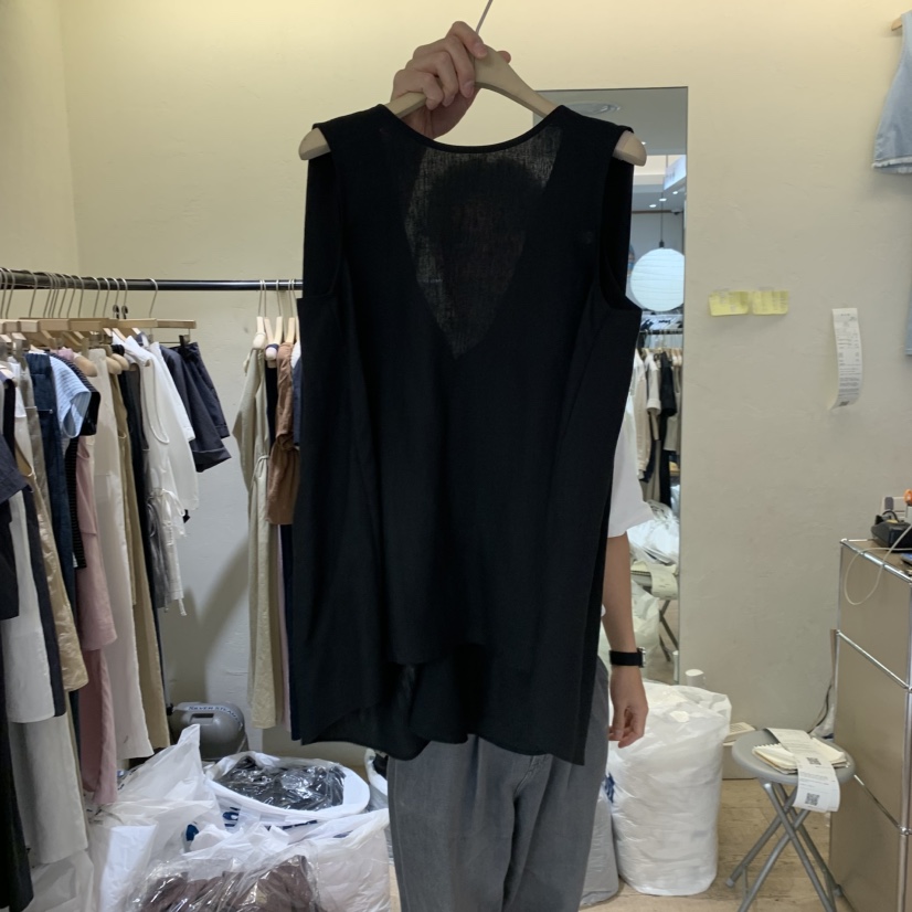 W AND J韓國東大門直郵女士新款26夏季熱賣職業吊帶背心W AND J吊帶/背心圖色2