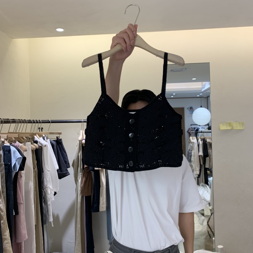 W AND J韓國東大門代購女裝新品26夏季熱賣吊帶背心花朵W AND J吊帶/背心圖色1