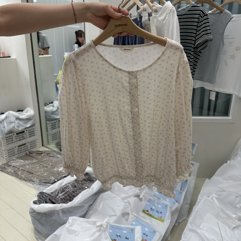 OURMOMENT韓國東大門直郵女士新品時尚26春夏26夏季襯衫蕾絲衫OURMOMENT襯衫/蕾絲衫圖色3