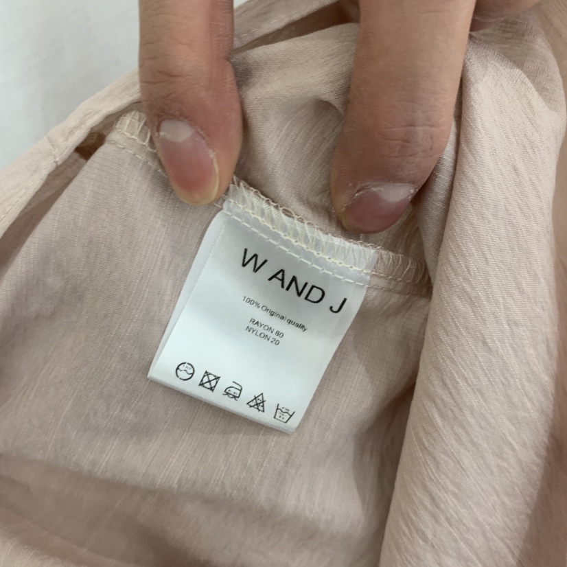 W AND J韓國代購女裝新款職業休閑熱賣推薦26夏季吊帶背心W AND J吊帶/背心