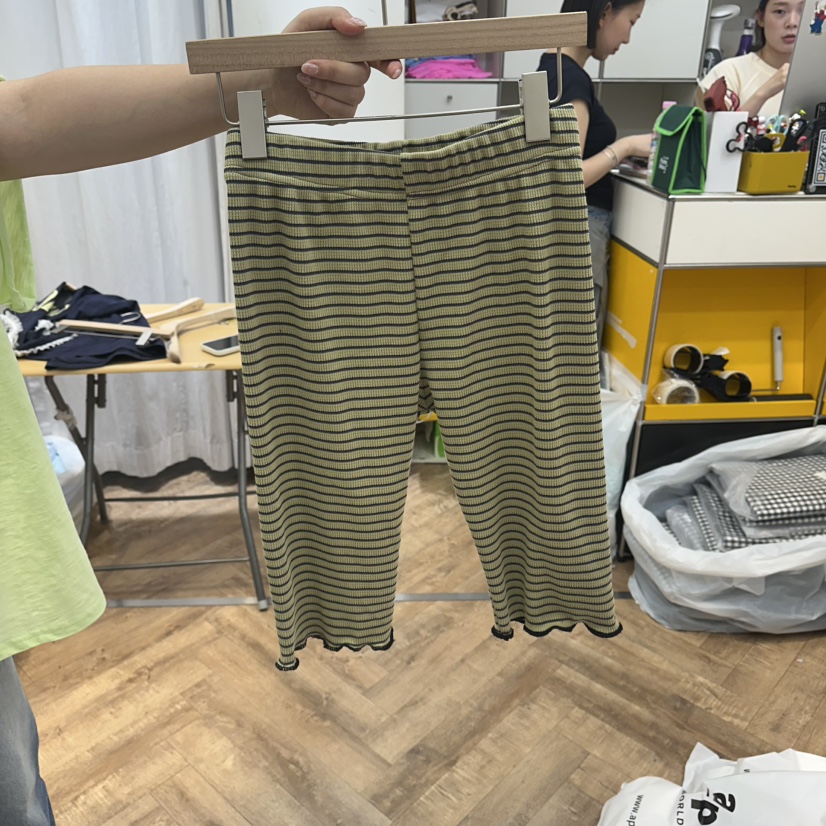 DE LINE韓國直郵實拍女裝新品推薦職業26夏季打底褲鯊魚褲DE LINE打底褲/鯊魚褲圖色4