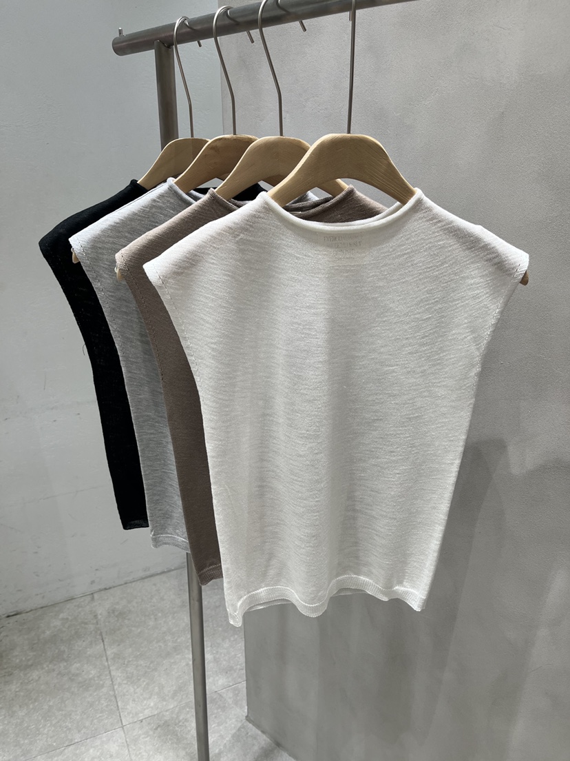 EVERCOMMERCE METICULOUSLY DESIGNED韓國直郵女裝新款熱賣吊帶背心EVERCOMMERCE METICULOUSLY DESIGNED吊帶/背心