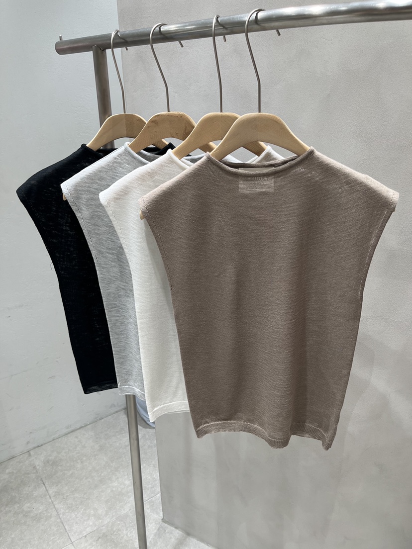 EVERCOMMERCE METICULOUSLY DESIGNED韓國直郵女裝新款熱賣吊帶背心EVERCOMMERCE METICULOUSLY DESIGNED吊帶/背心