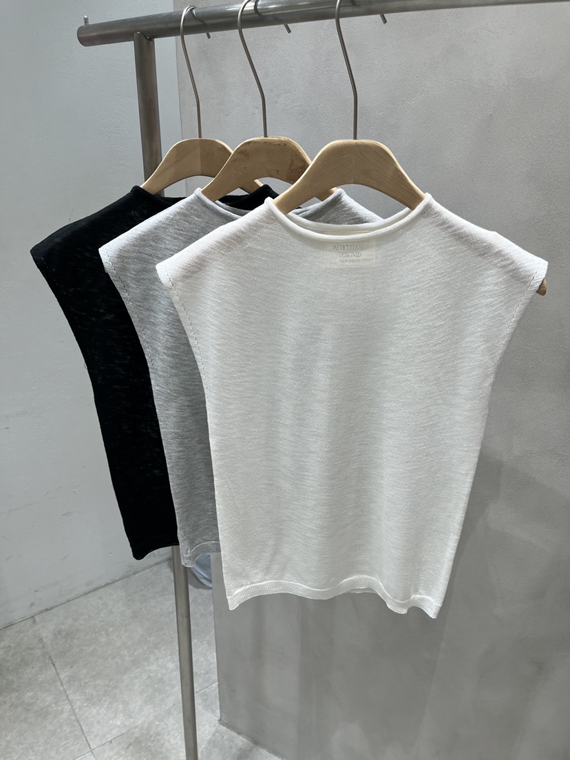 EVERCOMMERCE METICULOUSLY DESIGNED韓國直郵女裝新款熱賣吊帶背心EVERCOMMERCE METICULOUSLY DESIGNED吊帶/背心