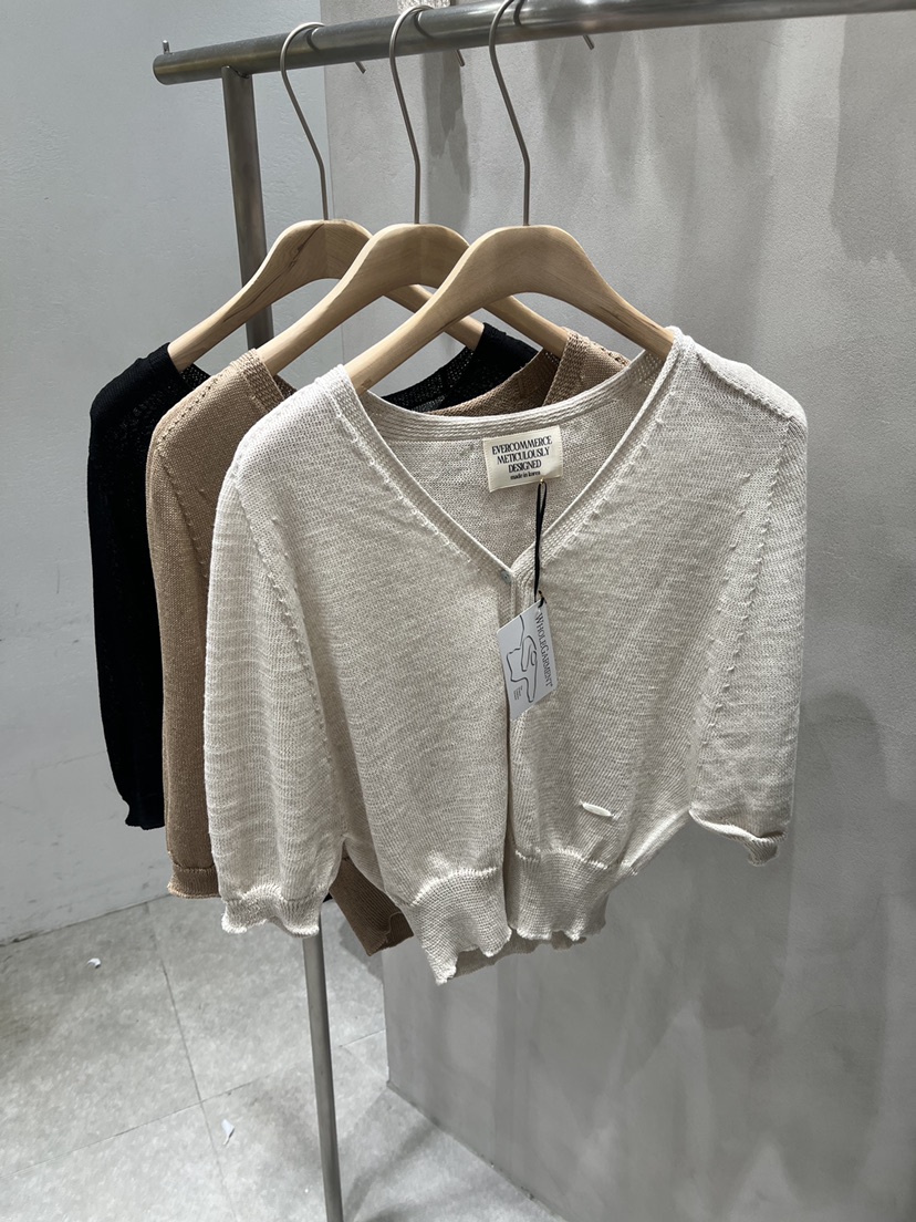EVERCOMMERCE METICULOUSLY DESIGNED東大門實拍韓國女裝新品26夏季針織衫EVERCOMMERCE METICULOUSLY DESIGNED針織衫
