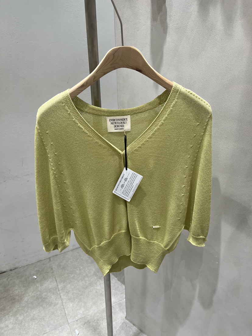 EVERCOMMERCE METICULOUSLY DESIGNED東大門實拍韓國女裝新品26夏季針織衫EVERCOMMERCE METICULOUSLY DESIGNED針織衫