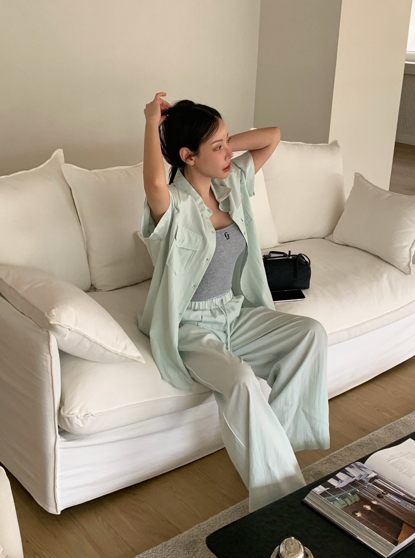 REVE CITE-L韓國東大門代購女裝新款推薦熱賣襯衫蕾絲衫REVE CITE-L襯衫/蕾絲衫