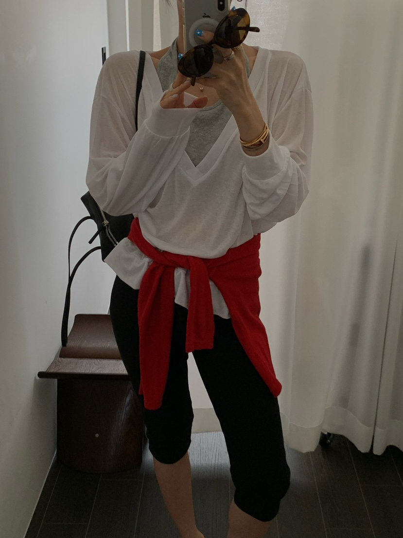 REVE CITE-L韓國直郵女裝新品推薦職業長袖T恤V領深V撞色REVE CITE-L長袖T恤