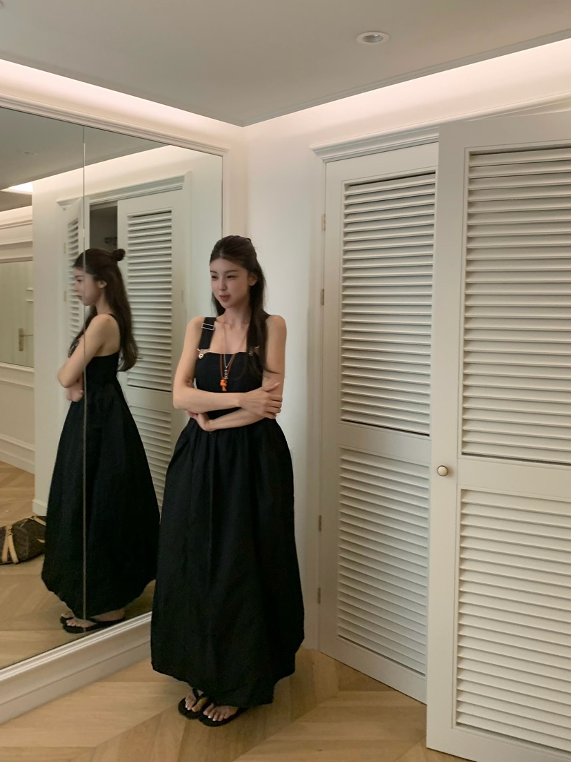 VIRKIN韓國直郵女士新品推薦時尚休閑人氣熱賣連衣裙吊帶裙VIRKIN連衣裙