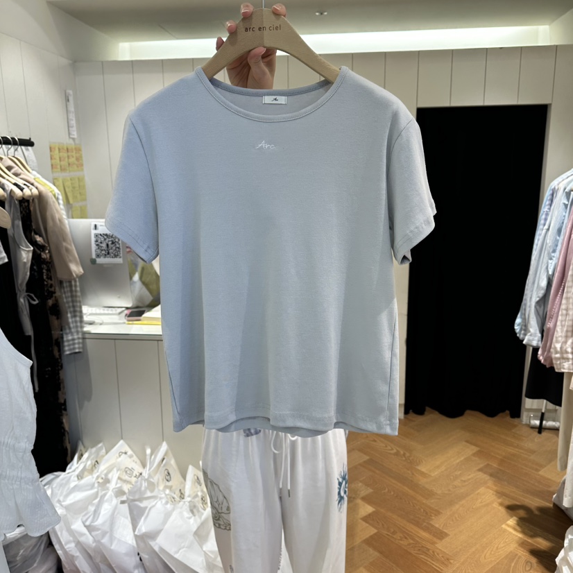 ARC韓國直郵女裝新品26夏季人氣時尚休閑熱賣推薦T恤刺繡ARC EN CIELT恤圖色3