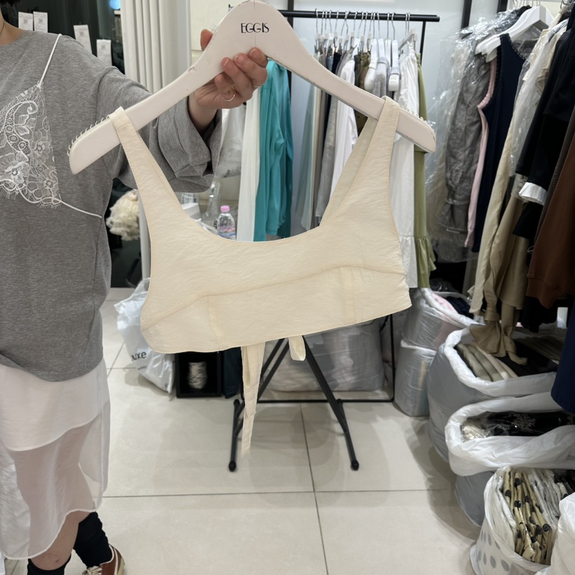EGG IS東大門實拍韓國女裝新品時尚熱賣職業人氣吊帶背心EGG IS吊帶/背心圖色1