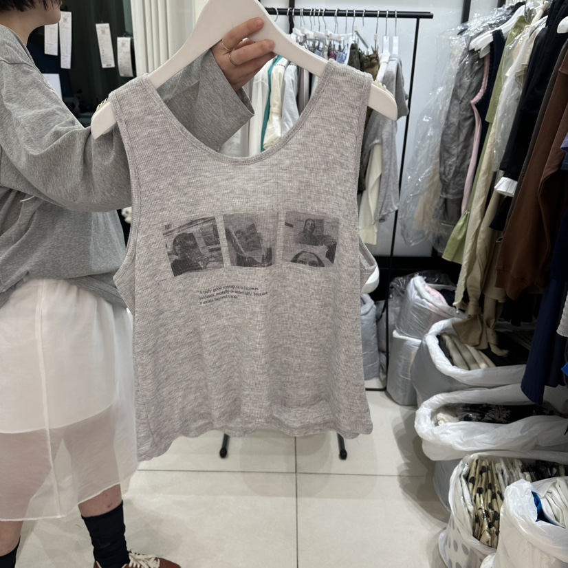 EGG IS韓國東大門代購女裝新款人氣26夏季熱賣休閑吊帶背心EGG IS吊帶/背心圖色2