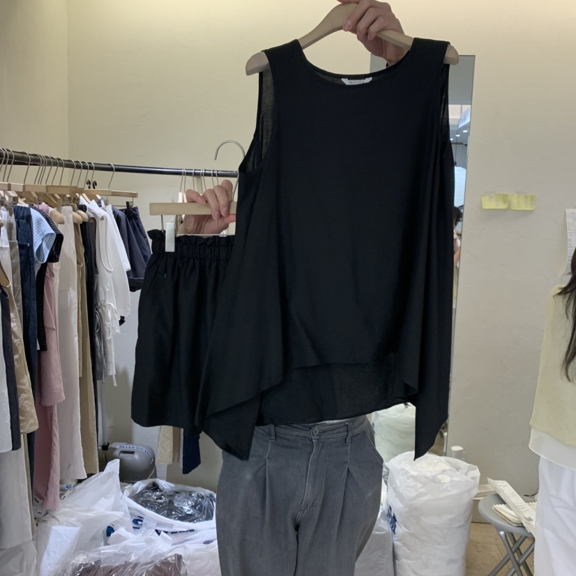 W AND J韓國直郵女裝新款26夏季人氣職業熱賣時尚休閑套裝W AND J套裝圖色3