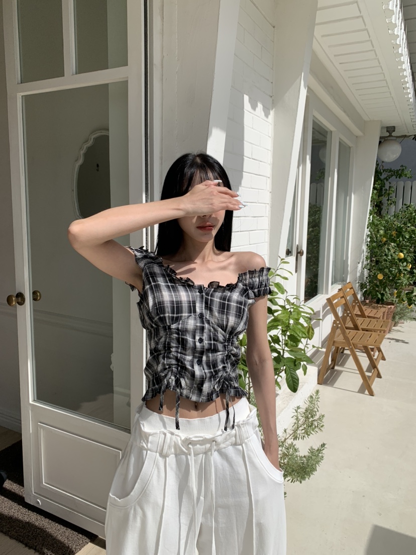 BADCALM韓國東大門直郵女裝新品休閑26夏季襯衫蕾絲衫露肩BADCALM襯衫/蕾絲衫