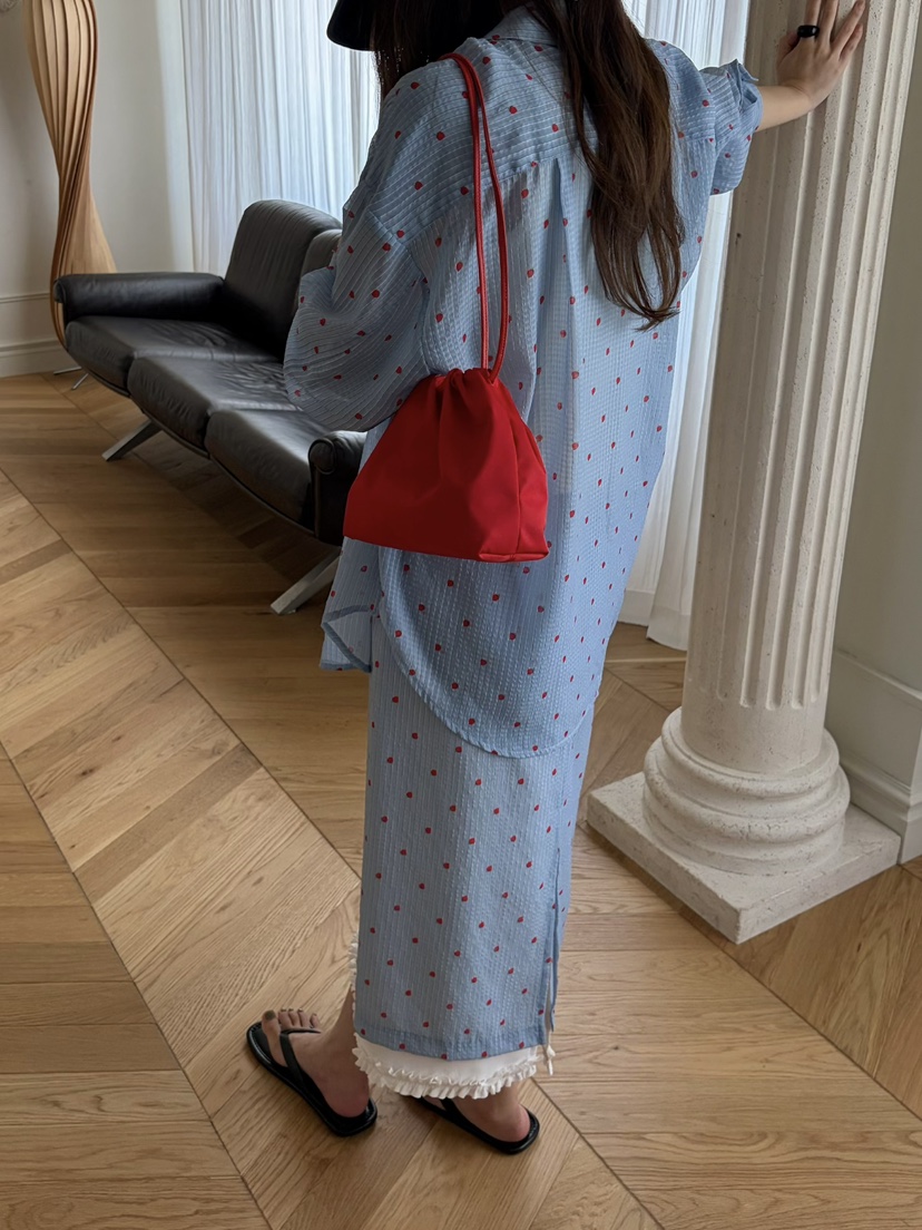 PEBBLE韓國東大門直郵女士新款休閑職業26夏季襯衫蕾絲衫PEBBLE襯衫/蕾絲衫