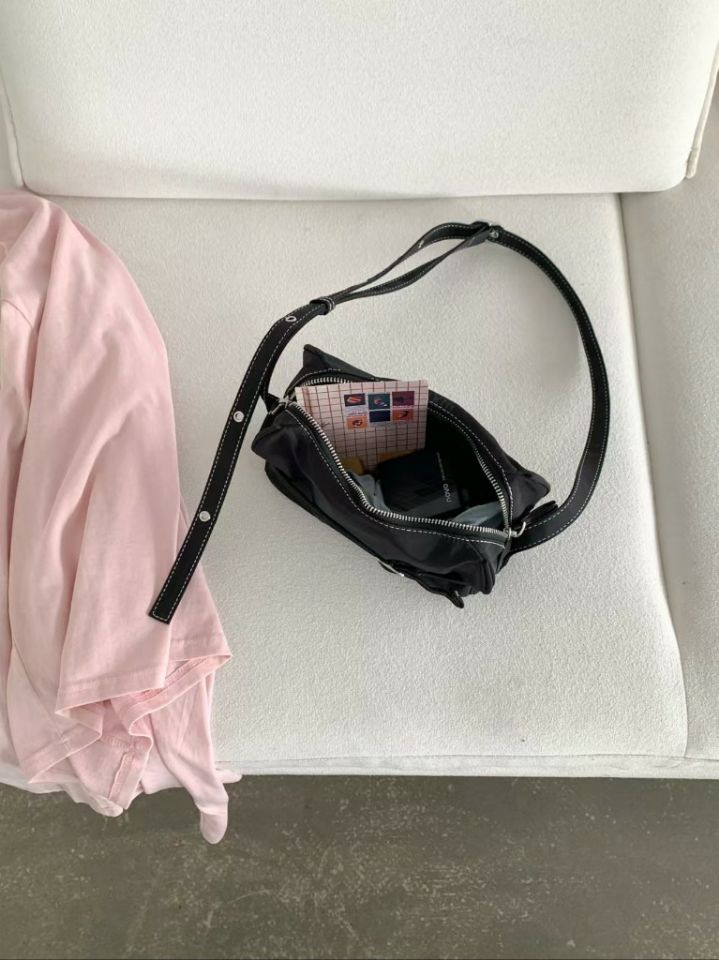 TROUVAILLE韓國直郵實拍女裝新品時尚熱賣職業單肩斜跨包TROUVAILLE單肩/斜跨包