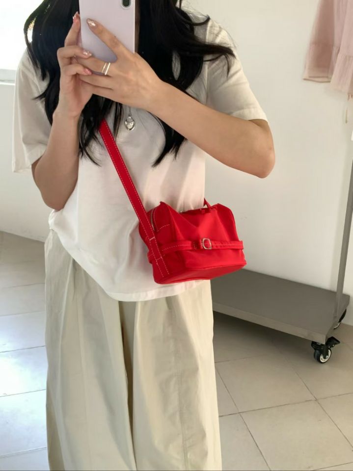 TROUVAILLE韓國直郵實拍女裝新品時尚熱賣職業單肩斜跨包TROUVAILLE單肩/斜跨包圖色2