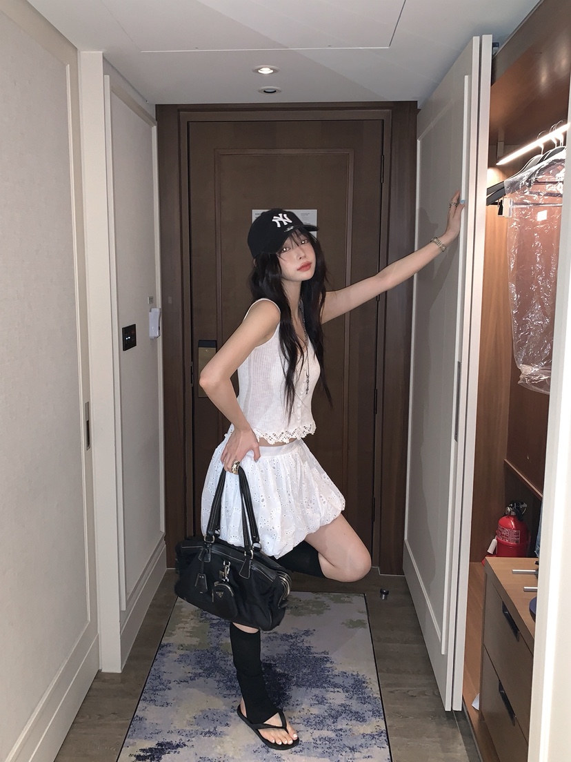 OURWAVE/OUR ROOM韓國東大門直郵女士新品職業短褲蕾絲燈籠Our Wave/Our Room短褲