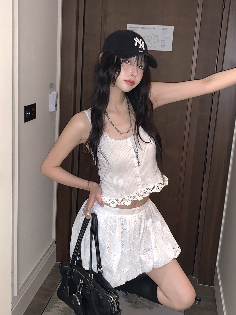 OURWAVE/OUR ROOM韓國東大門直郵女士新品職業短褲蕾絲燈籠Our Wave/Our Room短褲