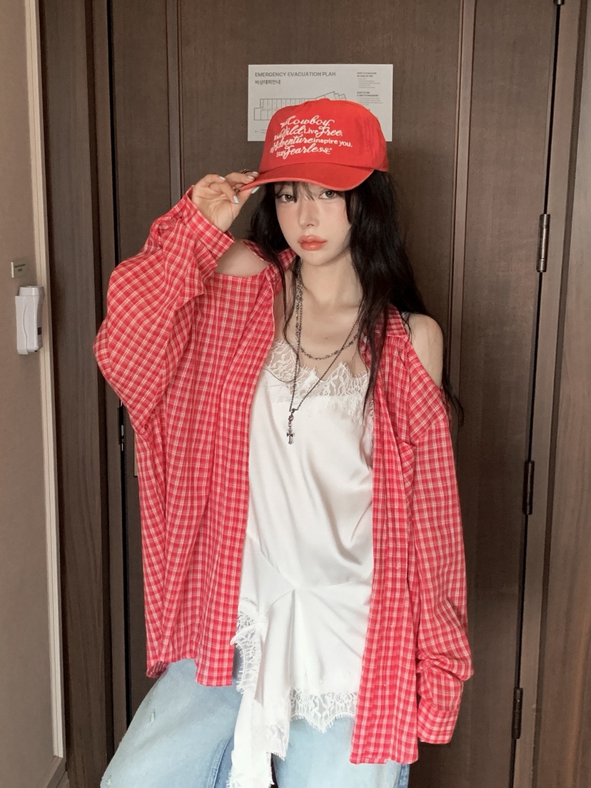 OURWAVE/OUR ROOM東大門實拍韓國女裝新款推薦襯衫蕾絲衫格紋Our Wave/Our Room襯衫/蕾絲衫